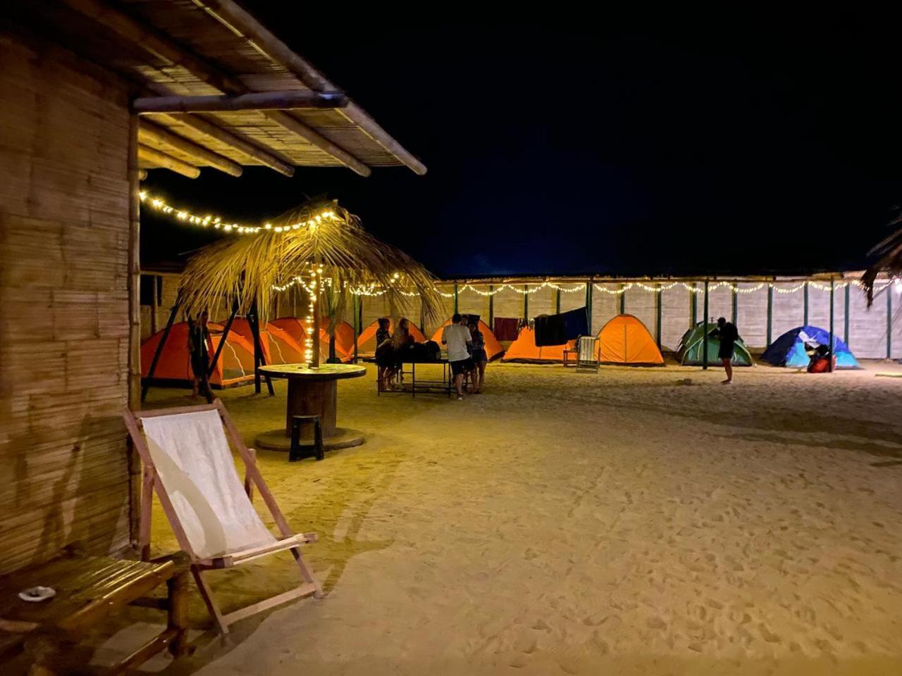 Pepon Surf Camp Hotel Mancora Ngoại thất bức ảnh