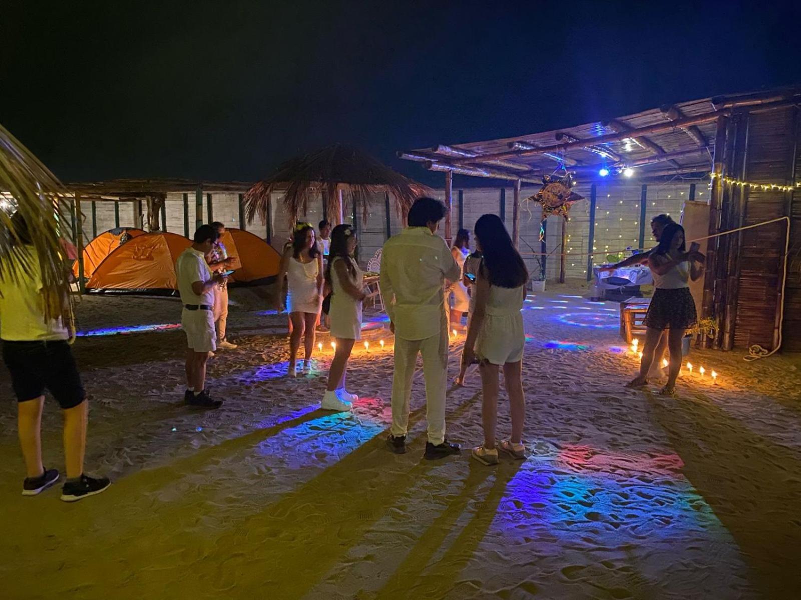 Pepon Surf Camp Hotel Mancora Ngoại thất bức ảnh